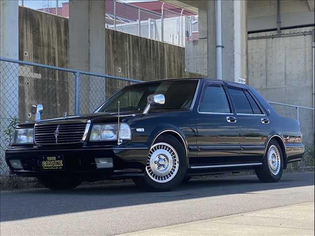 Nissan CEDRIC 1999 — фото автомобиля 1