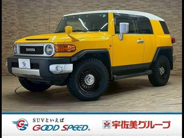 Toyota FJ CRUISER 2015 — фото автомобиля