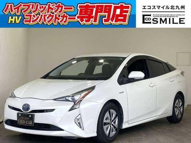 Toyota PRIUS 2016 — фото автомобиля 1