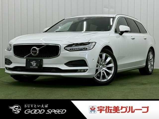 Volvo V90 2018 — фото автомобиля 1