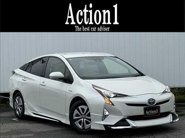 Toyota PRIUS 2016 — фото автомобиля 1