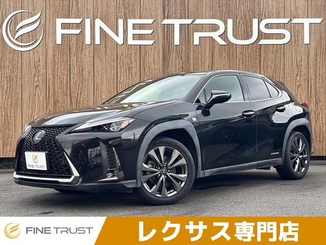 Lexus UX 2019 — фото автомобиля 1