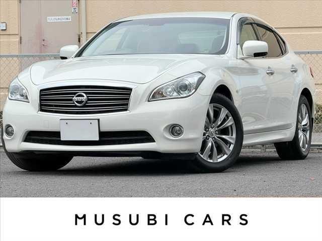 Nissan FUGA 2013 — фото автомобиля 1