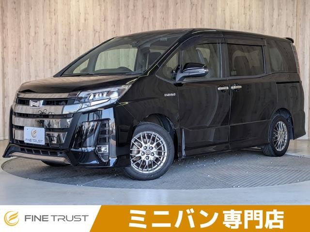 Toyota NOAH 2019 — фото автомобиля 1