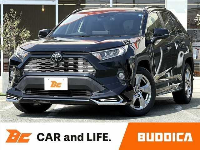 Toyota RAV4 2021 — фото автомобиля 1