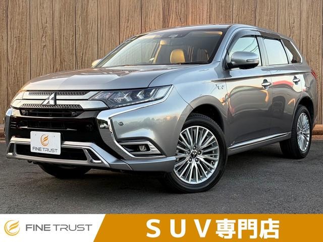 Mitsubishi OUTLANDER PHEV 2018 — фото автомобиля 1
