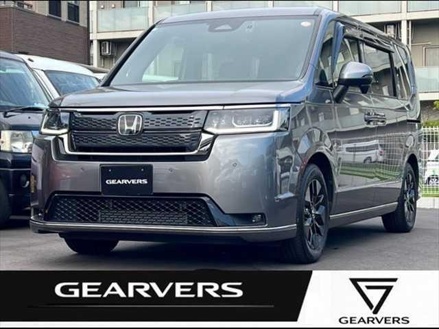 Honda STEPWAGON 2023 — фото автомобиля 1