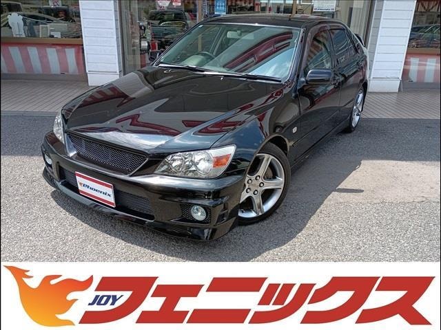 Toyota ALTEZZA 2001 — фото автомобиля 1