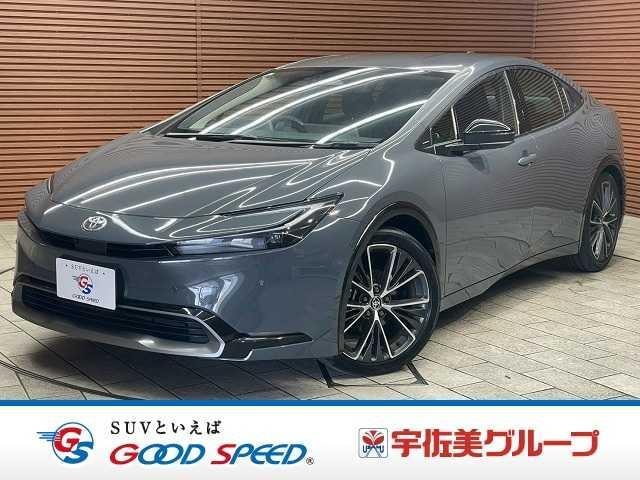 Toyota PRIUS 2023 — фото автомобиля 1