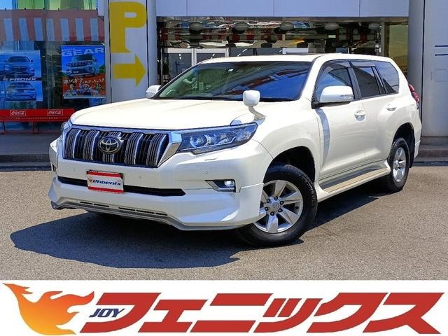 Toyota LAND CRUISER PRADO 2017 — фото автомобиля