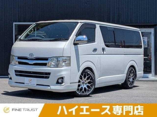 Toyota HIACE VAN 2013 — фото автомобиля 1