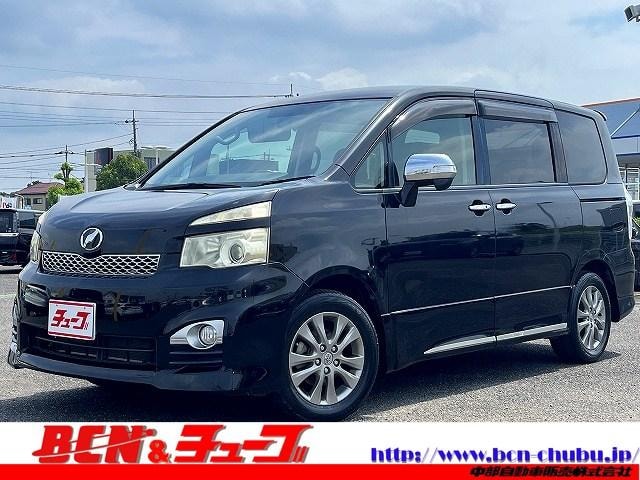 Toyota VOXY 2012 — фото автомобиля 1