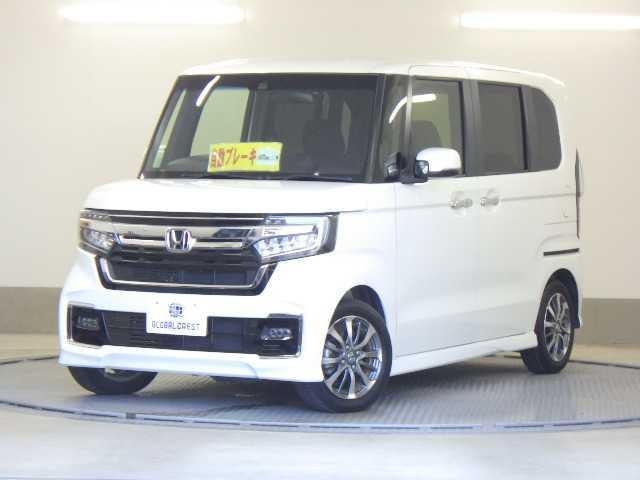 Honda N-BOX CUSTOM 2023 — фото автомобиля 1