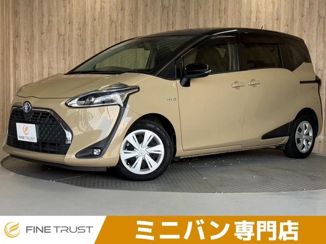 Toyota SIENTA 2019 — фото автомобиля 1