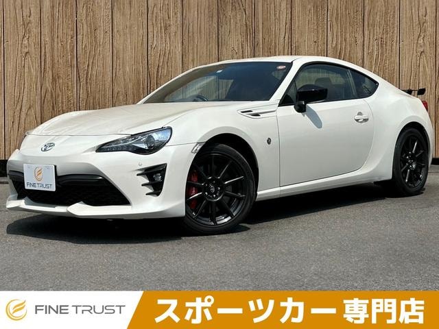 Toyota 86 2018 — фото автомобиля