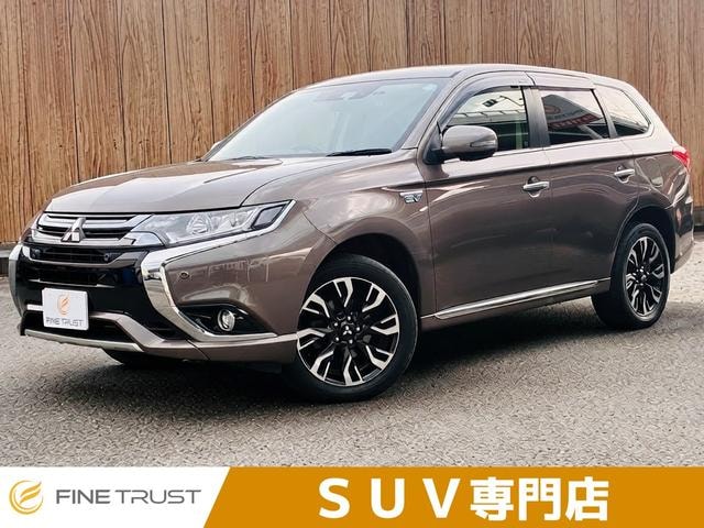 Mitsubishi OUTLANDER PHEV 2017 — фото автомобиля