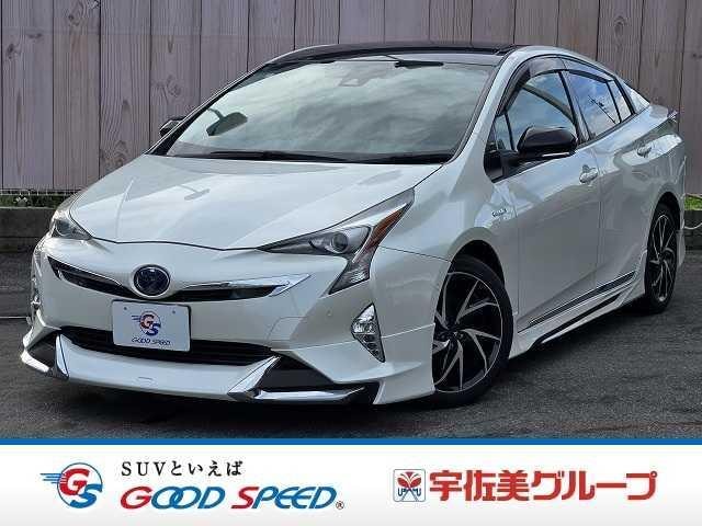 Toyota PRIUS 2018 — фото автомобиля 1