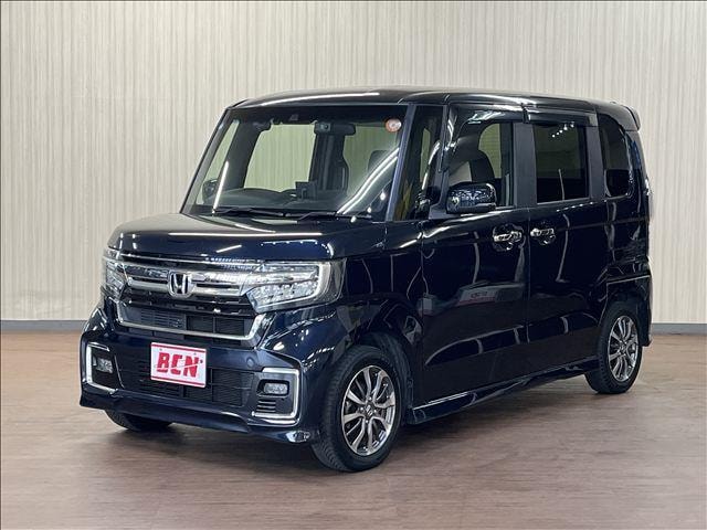 Honda N-BOX CUSTOM 2021 — фото автомобиля 1