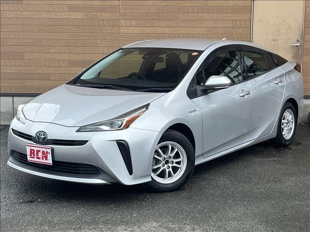 Toyota PRIUS 2019 — фото автомобиля 1