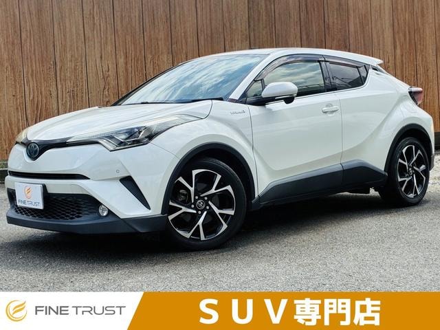 Toyota C-HR 2017 — фото автомобиля