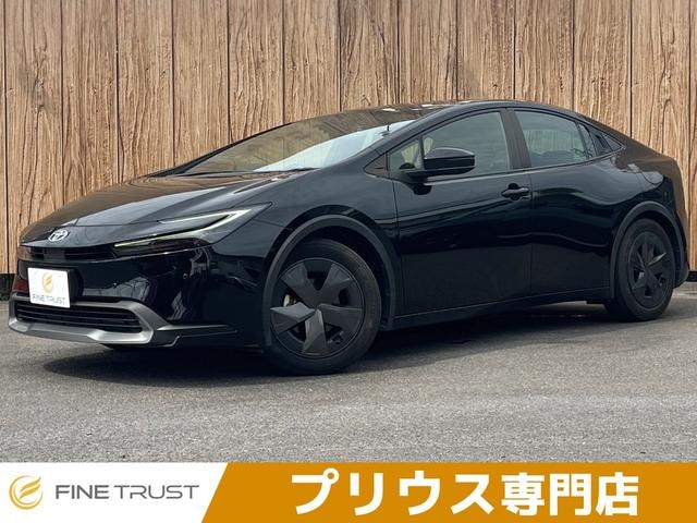 Toyota PRIUS 2023 — фото автомобиля 1