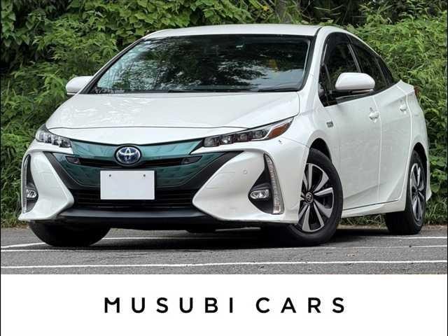 Toyota PRIUS PHV 2019 — фото автомобиля 1