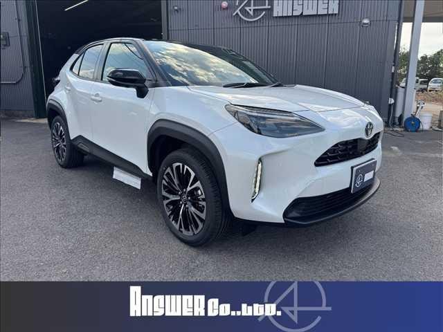 Toyota YARIS CROSS 2026 — фото автомобиля 1