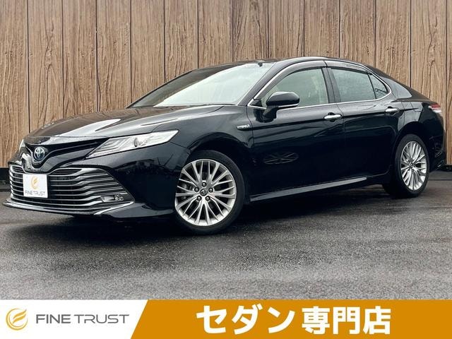 Toyota CAMRY 2019 — фото автомобиля