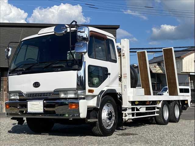 Ud Trucks CONDOR 1999 — фото автомобиля 1