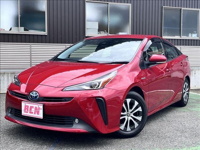 Toyota PRIUS 2019 — фото автомобиля 1