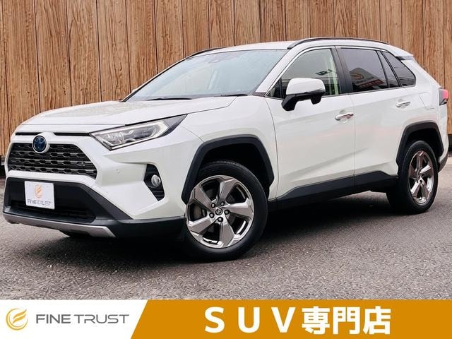 Toyota RAV4 2020 — фото автомобиля 1