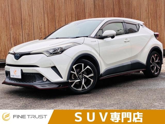 Toyota C-HR 2017 — фото автомобиля 1