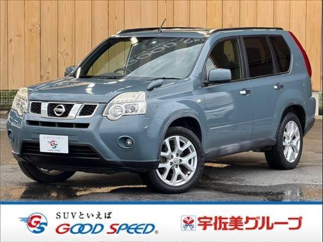 Nissan X-TRAIL 2013 — фото автомобиля 1