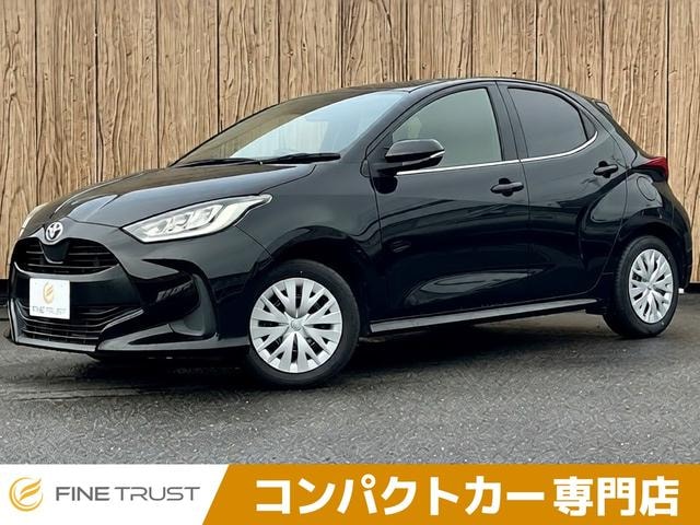 Toyota YARIS 2020 — фото автомобиля