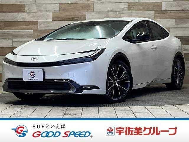 Toyota PRIUS 2023 — фото автомобиля 1