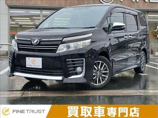 Toyota VOXY 2015 — фото автомобиля