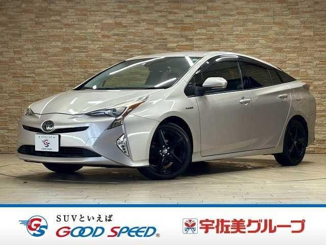 Toyota PRIUS 2016 — фото автомобиля 1