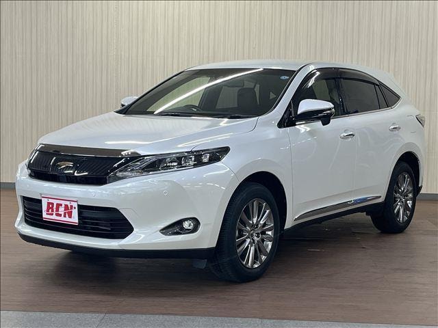 Toyota HARRIER 2017 — фото автомобиля 1