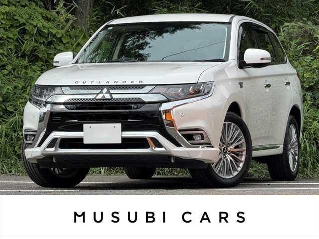 Mitsubishi OUTLANDER PHEV 2018 — фото автомобиля