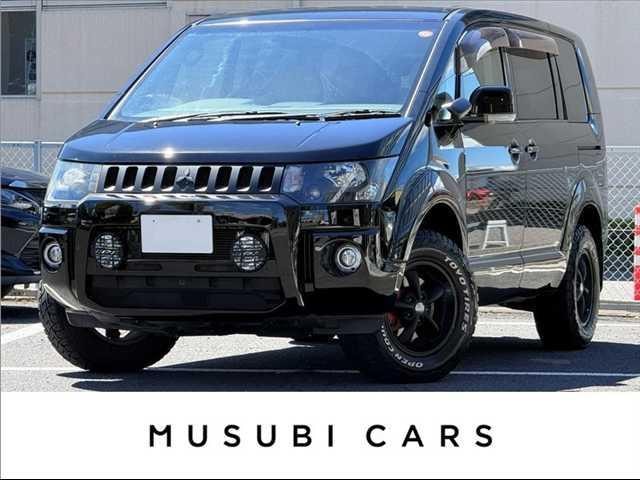 Mitsubishi DELICA D:5 2017 — фото автомобиля