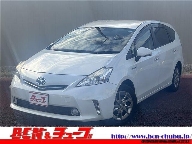 Toyota PRIUS ALPHA 2014 — фото автомобиля