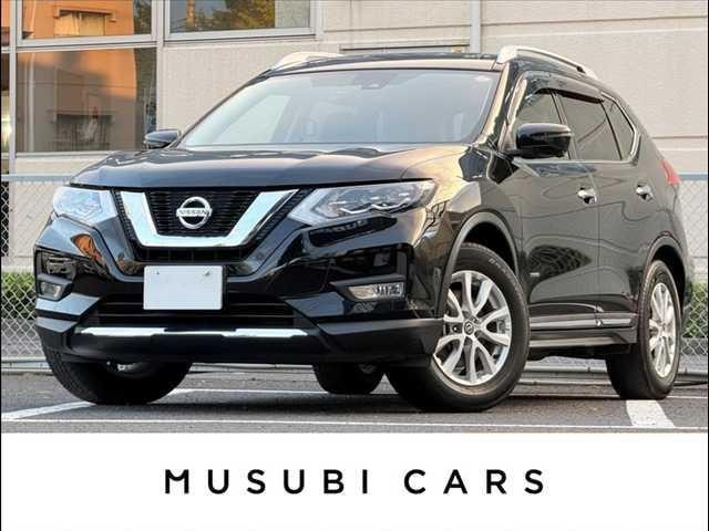 Nissan X-TRAIL 2018 — фото автомобиля