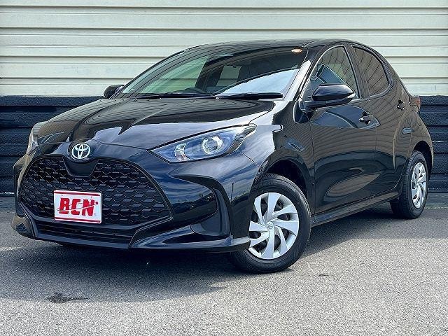 Toyota YARIS 2025 — фото автомобиля