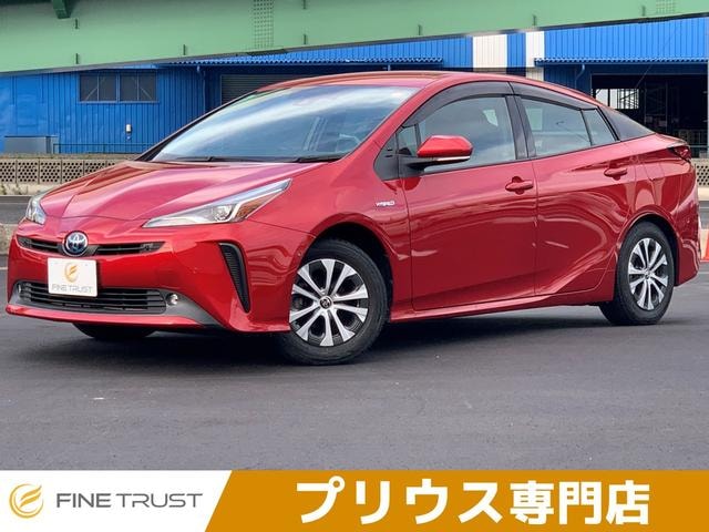 Toyota PRIUS 2019 — фото автомобиля 1