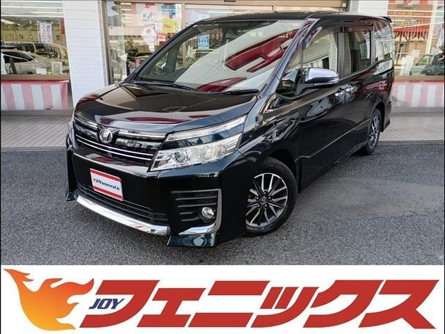 Toyota VOXY 2015 — фото автомобиля