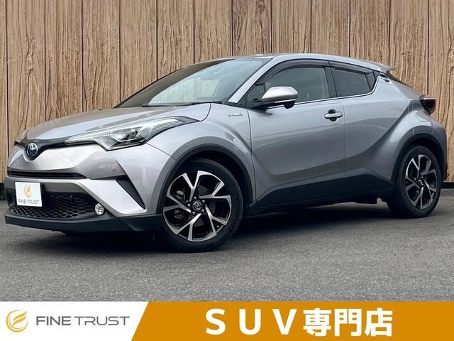 Toyota C-HR 2017 — фото автомобиля