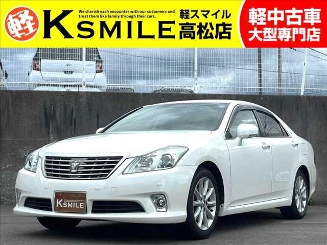 Toyota CROWN 2011 — фото автомобиля