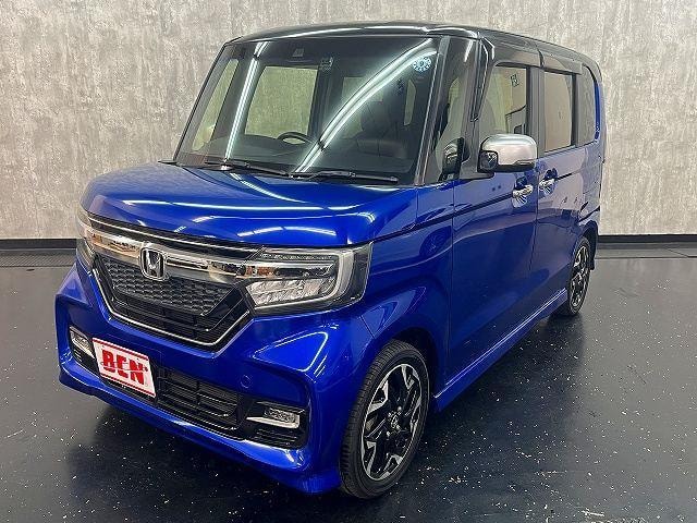 Honda N-BOX CUSTOM 2018 — фото автомобиля 1
