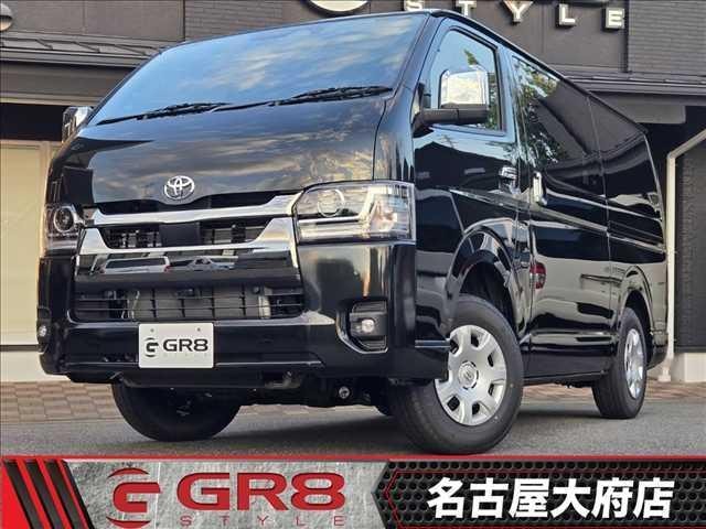 Toyota HIACE VAN 2026 — фото автомобиля