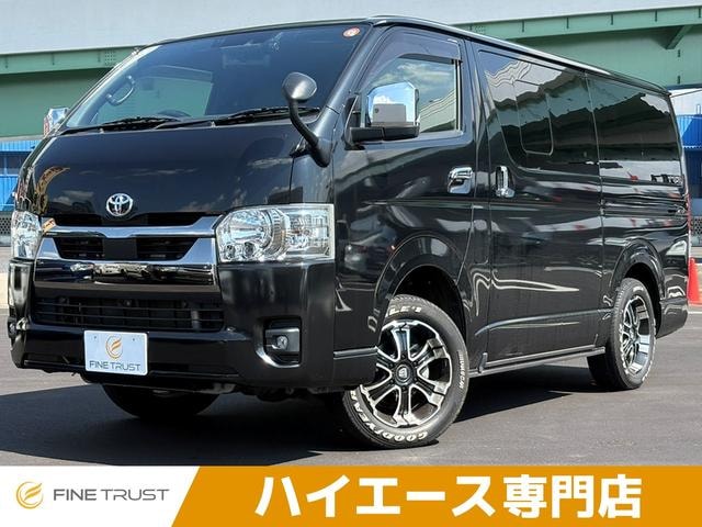 Toyota HIACE VAN 2022 — фото автомобиля